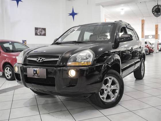 HYUNDAI TUCSON 2.0 MPFI GLS 16V 143CV 2WD FLEX 4P AUTOMÁTICO HYUNDAI TUCSON 2.0 MPFI GLS 16V 143CV 2WD FLEX 4P AUTOMÁTICO